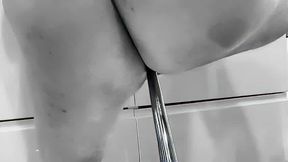 The leg of the chair in ass