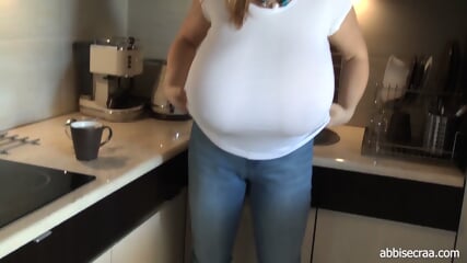 Abbi Secraa In The Kitchen