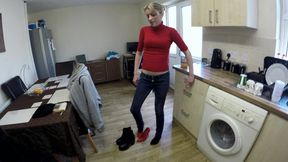 Red Heels Chelsea (4K)