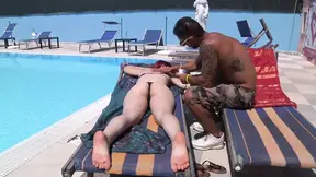 Pool sex - Milf