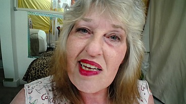 1109 DawnSkye1962 in a fun new Giantess POV no panties at all!