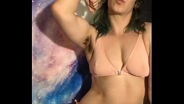 Me right now! Write me in chat for sexting!!