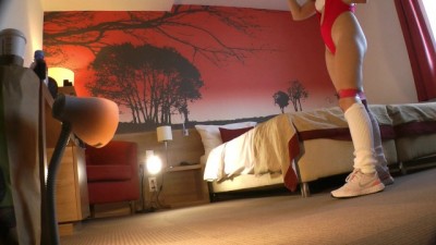 Red Monokini Temptress: Fitness Babe Flaunts Her Tight Pussy Skills