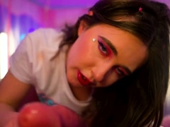 Alana Rose Gets Deepthroated Hard Before a Squirting