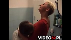 Polskie porno - Świetna MILF z kr&oacute_tkimi włosami