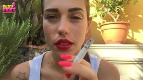 Dose of nicotine for stunning brunette