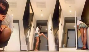yuanladyboy Open Hotel Door Cum with Black Stockings Legs