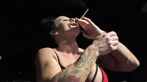 Goddess Kandy smokes and demands a double ciggum JOI session