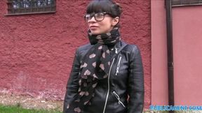 Brilliant Mona Kim - public smut - Public Agent