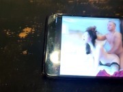 Поругался с женщиной и пошел мастурбировать на кухню, оставил на утро сюрприз 😈