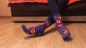 STINKY SOCKS SNIFFING IGNORING YOU - MOV Mobile Version