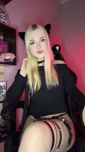 My slave must worship my cock