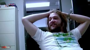 Summer Bailey a Blowjob for the Job