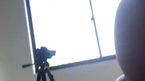 madrastra pervertiva es follada por su hijastro y sede ja grabar para enviar video a esposo cornudo