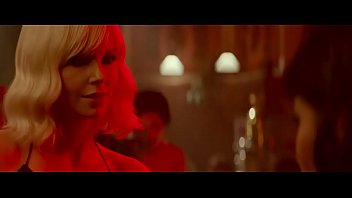 Atomic Blonde: Charlize Theron &amp_ Sofia Boutella