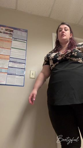 Sniffing and Describing Intense Stinky Ass Farts