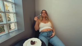 Shameful overeating MOV