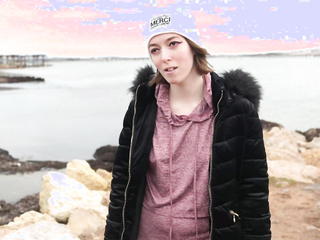 ”Daisy, 25, sex hyperactive!”