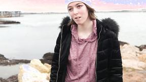 ”Daisy, 25, sex hyperactive!”