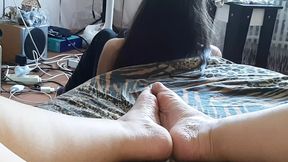 Secret Stepsis masturbates to big clit orgasm