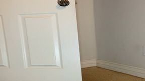 Step-Mom comes home to find a party has shrunk everyone - giantess, femdom, tinies in vagina, tinies in pussy, crushed by vagina MP4