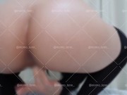 【しゃがみ騎乗位】おっおっおっ…! お゛っ…お゛ぉ〜  剥き出しになったあなるとおまんこを指でｼﾞｭﾎﾟｼﾞｭﾎﾟかき回しちゃってﾋﾞｼｬｰって大噴射 オホ声 個人撮影 潮吹き 【モモの天然水🍑】