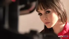 Gorgeous lesbian on cam threesome shocks interviewer