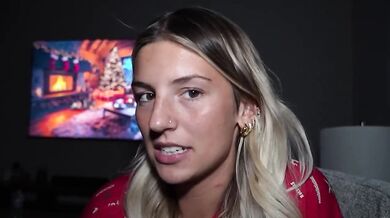 Amber Griz Stepsis Sneaks In for Deep Throat Ride
