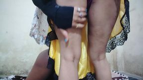 Mere babu ne mera lund ka massage Kiya apne komal hatho se