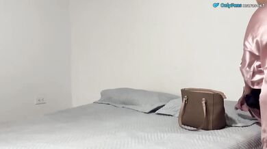 My stepsister leaks thick cream during raw hard fuck with big ass doggystyle pov