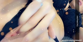 Fingering getting all wet for this Pornstar to show up!