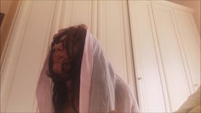 monia is getting married, you can t try it that way