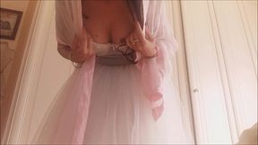 monia is getting married, you can t try it that way