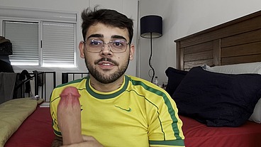 Novinho metendo pau grosso no cuzinho