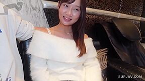 Christmas Discount 1680pt Sold Out! [first Time Face Reveal] A 22-year-old Minato-ku Girl With A Lot Of Class. A Pov Video Of Her . No... A Massive Creampie Puts An End To Her Glamorous Life