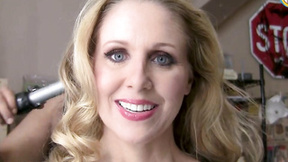 M.I.L.F. stepmum Julia Ann stars in the ManoJob video One More Coog Session!