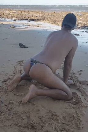 Ladysilva Crossdress Showing off on the Beach in Bikini