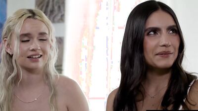 GIRLSWAY - Sugar MILF Cory Chase Introduces Her Two Sugar Babes Khloe Kingsley & Isa Bella