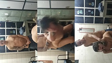 Compilation fudendo a funcionária no vestiário da empresa com a Dutrasura !