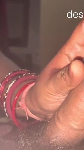 Desi Indian Bhabhi Gives a Best Blowjob Ever
