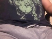 DANDOTE VERGA PELUDA DE CERCA SHORT DEPORTE SEMEN DE / YOUNG CLOSE BIG DICK CUM MOAN SPORT