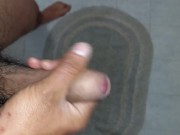 Meccanico si fa una sega sul lavoro