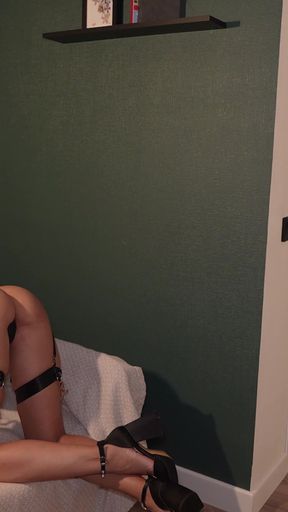 I Went to a Photo Shoot with a Popular Photographer. It Turns Out the Path to Celebrity Is Through Bed.