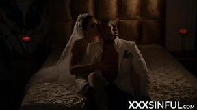 Sexy Vixen Gets Double Penetration followed by a Hot Cream Pie