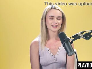 Bushy bush teen golden-haired pornstar plays with her vagina until climax