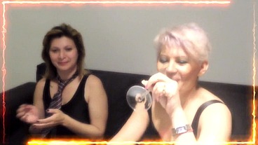 CON MI HERMANASTRA NOS TRAJIMOS A DOS SEX TOYS DEL BOLICHE ,OTRA NOCHE DE ORGIA
