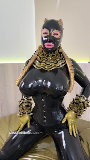 I Finally Got to Wear My Golden Scales Hood Again Last Weekend During the Efm