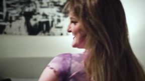 Amateur GF gives sloppy blowjob in viral video