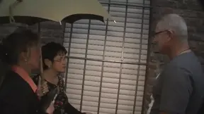 Craftsman fucks off debts with busty blonde