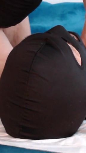 Mature Wife's Bold Pee Adventure: Breaking Boundaries in Intimacy - 197   Clip 1